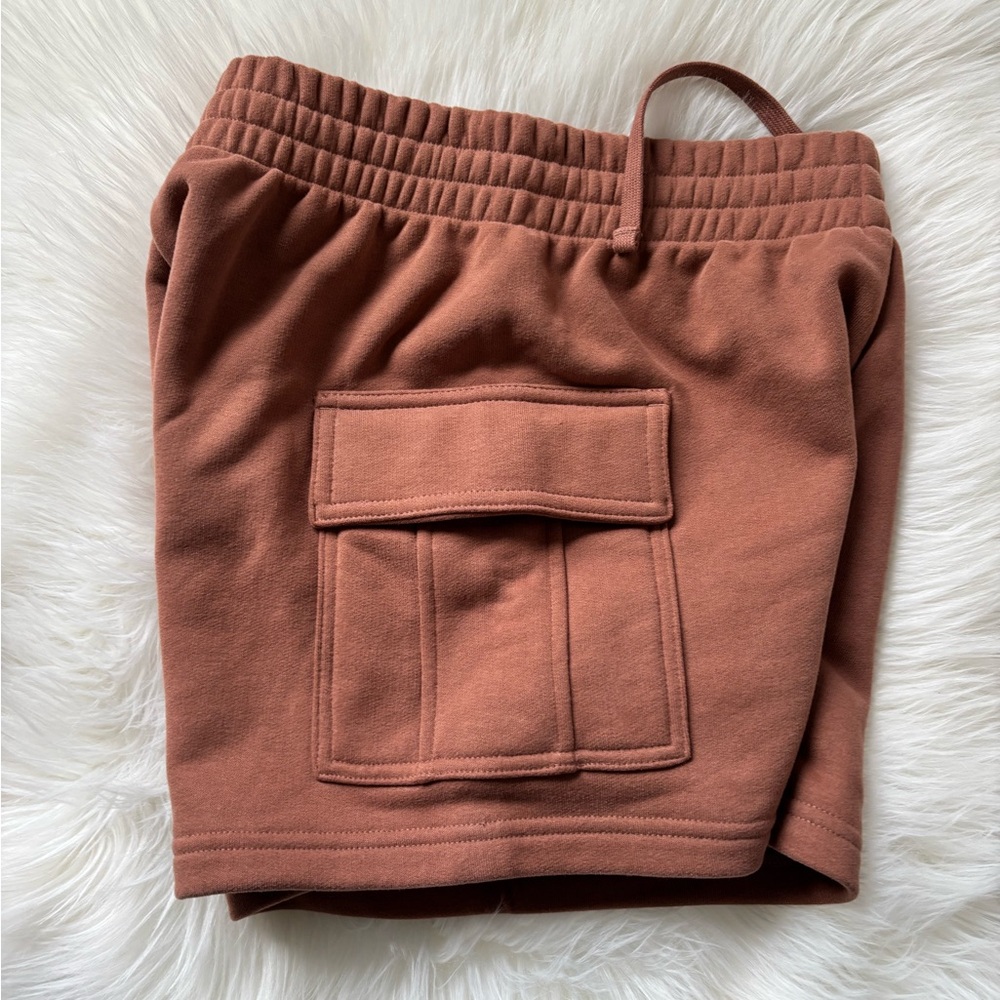 NWT Roots Cargo Shorts - Picture 3 of 6